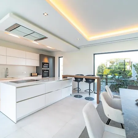 فيلة Luxury Mbh إِستيبونا