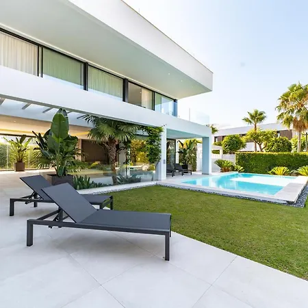 Luxury Mbh Villa Estepona